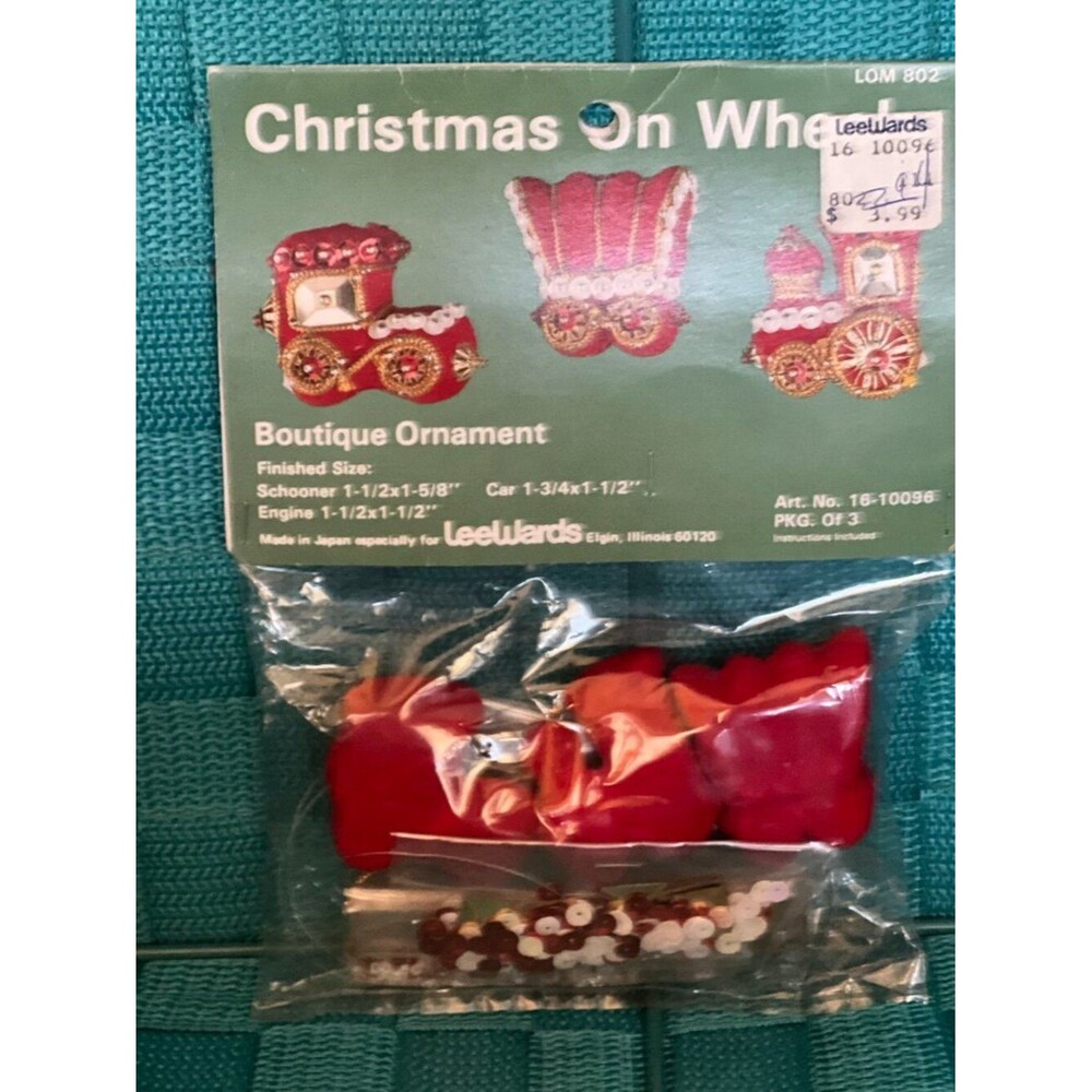 Vintage Lee Ward's Christmas on Wheels Ornament kit